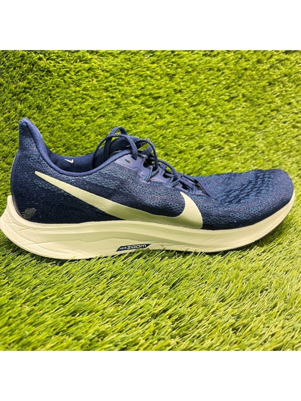 Nike Air Zoom Pegasus 36 Mens Size 10 Blue White Athletic Running Shoes Sneakers